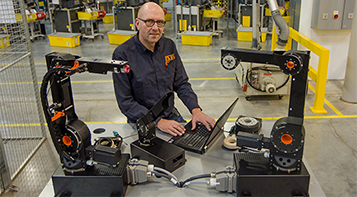 Philippe Creach programme des bras de robot robolink®