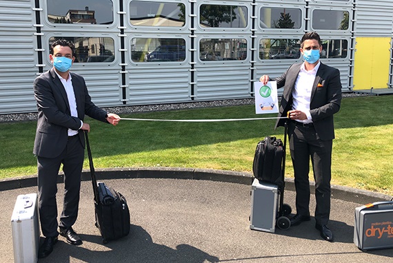 Außendienst mit strengen Hygienevorschriften