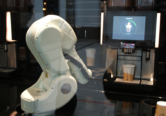 Robot à café avec couronne d'orientation PRT