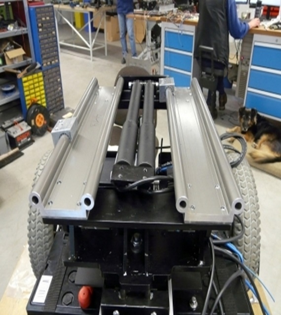 Längsverstellung des Sitzes über drylin Linearlager