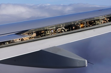 Tragfläche hochgeklappt mit Innensicht