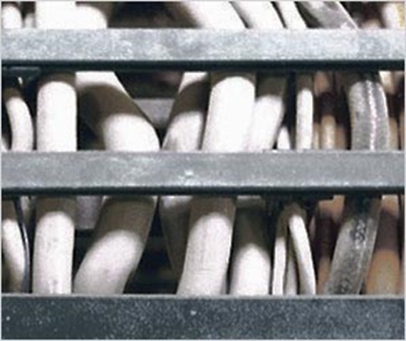 Overfilled cable carrier
