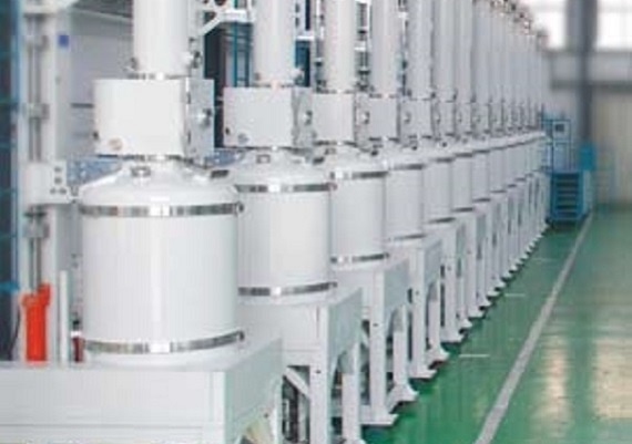 Einrohr-Lineareinheit easytube in einer Solar-Silizium-Anlage