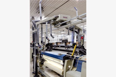 Système de nettoyage de parois avec composants igus