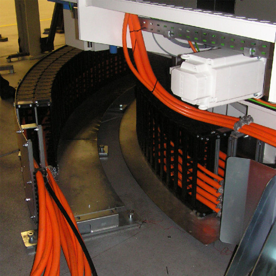 Dreh-Energieführung