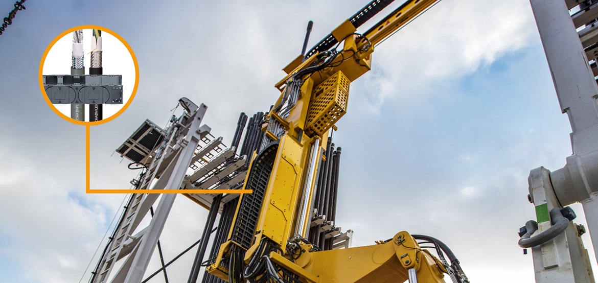 Système de manutention des tubes avec produits igus